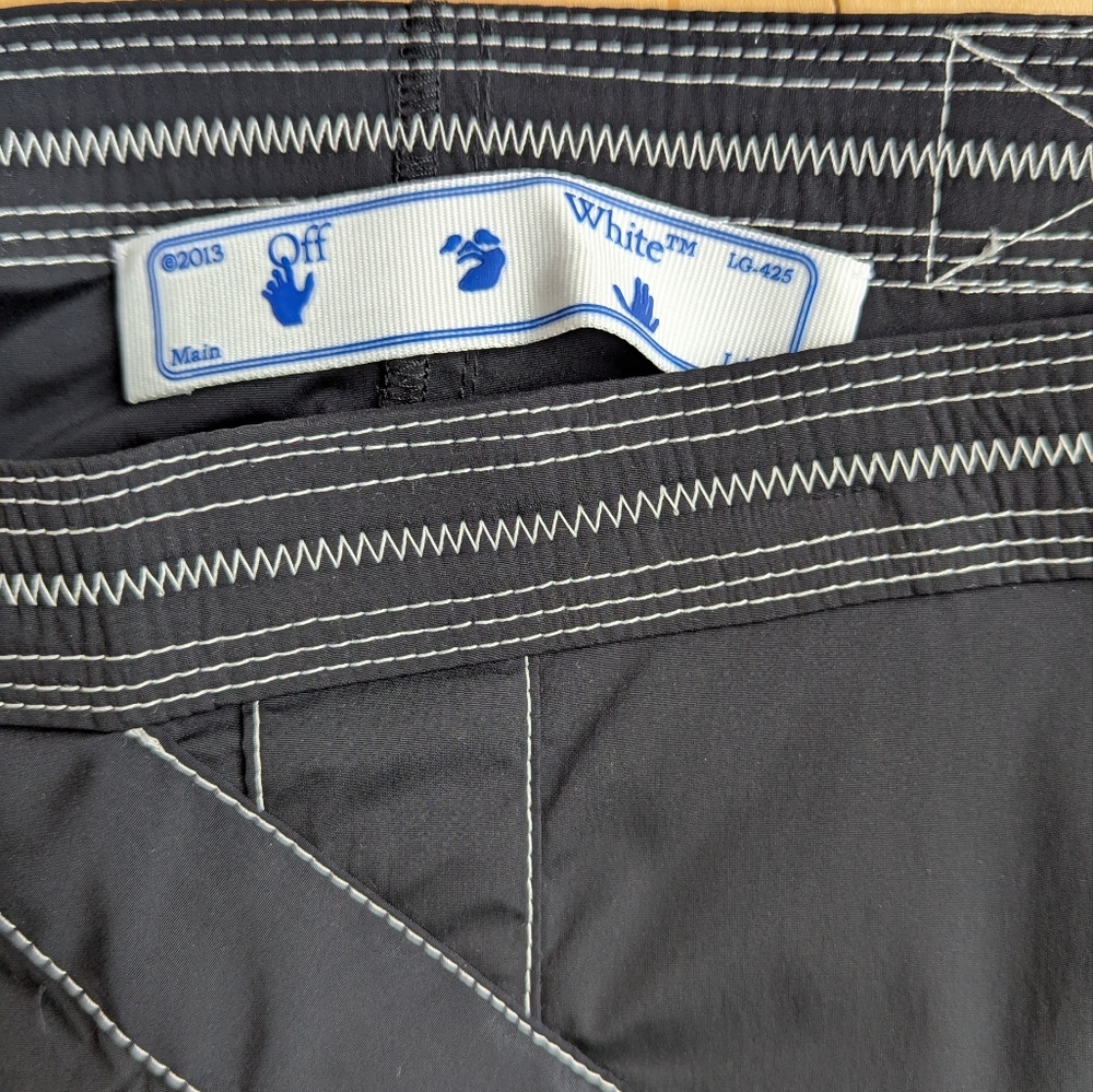 Off-White Black Women's Skirt With Contrast Stitching. - Picture 13 of 14